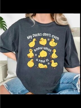 Graphic Duck Tee - Black with Yellow Ducks